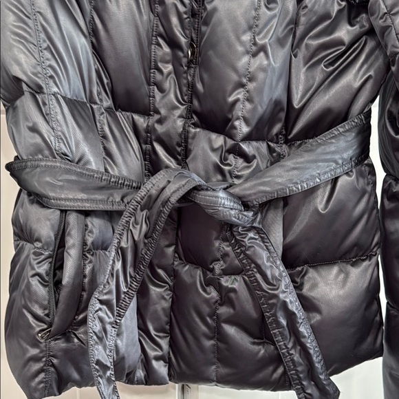 Lands' End Black Puffer Jacket with Glossy Finish sz m - Picture 3 of 7
